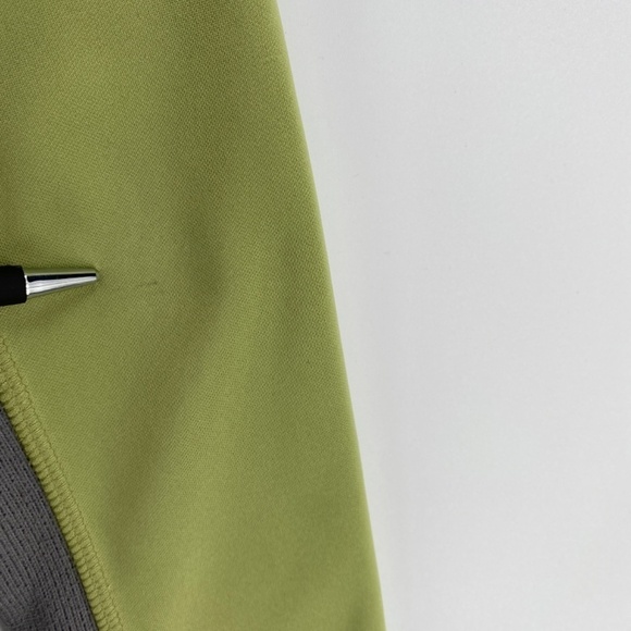 Wind River Women's Jacket Small Green Grey Exercise Full Front Zip Up Pockets - Picture 9 of 12